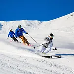 Le Kaila Hotel 5*