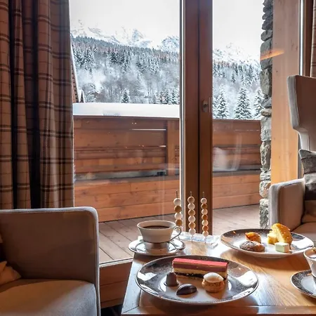 Le Kaila Hotel 5*